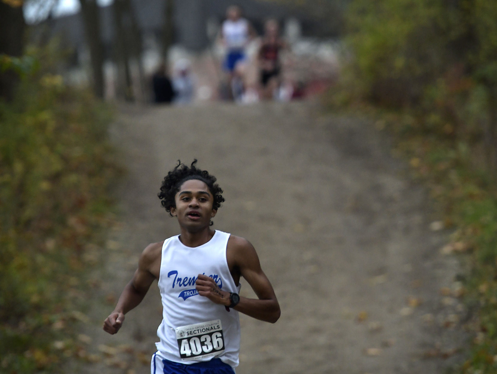 CROSS COUNTRY